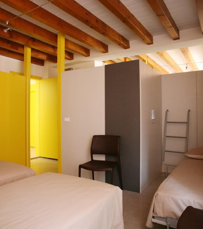 Ostello Locanda Degli Acrobati Brescia Bilik gambar